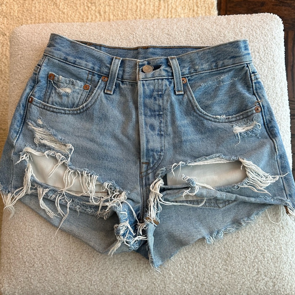 Levi’s 501 original cutoff denim shorts